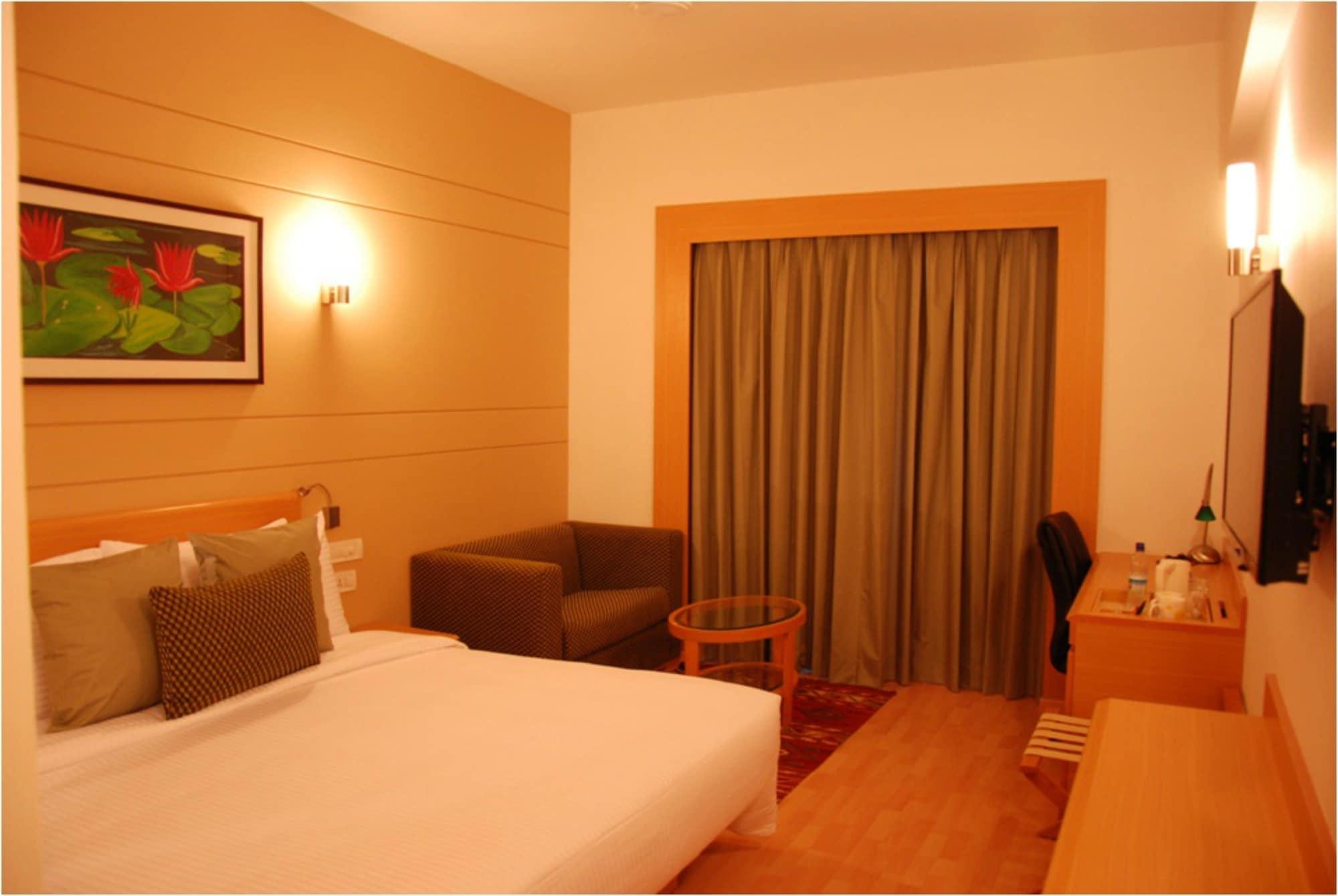Lemon Tree Hotel, Gachibowli, Haiderabad Buitenkant foto