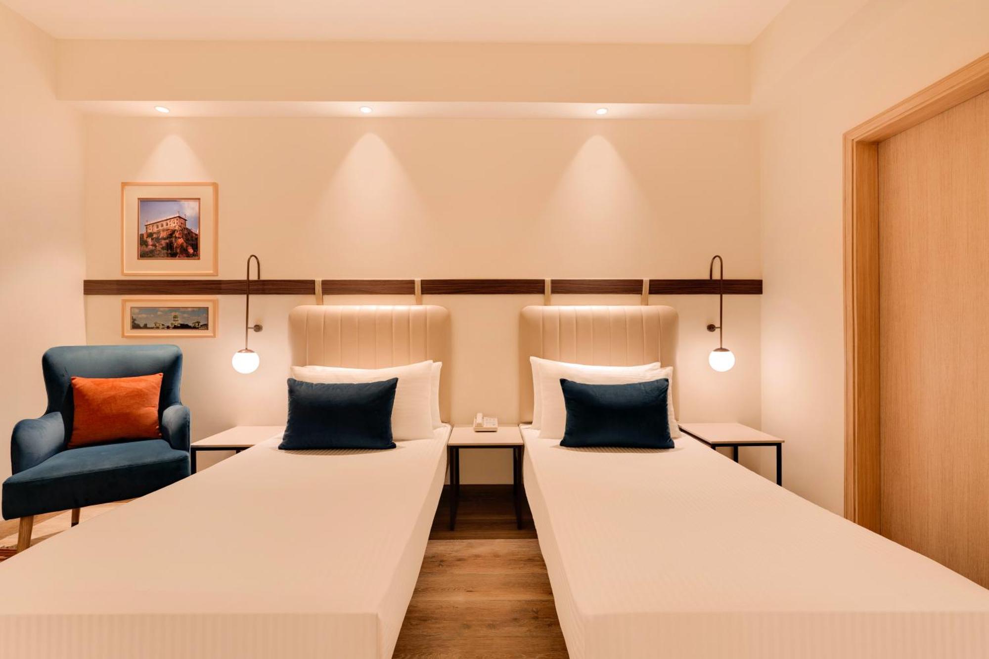 Lemon Tree Hotel, Gachibowli, Haiderabad Buitenkant foto