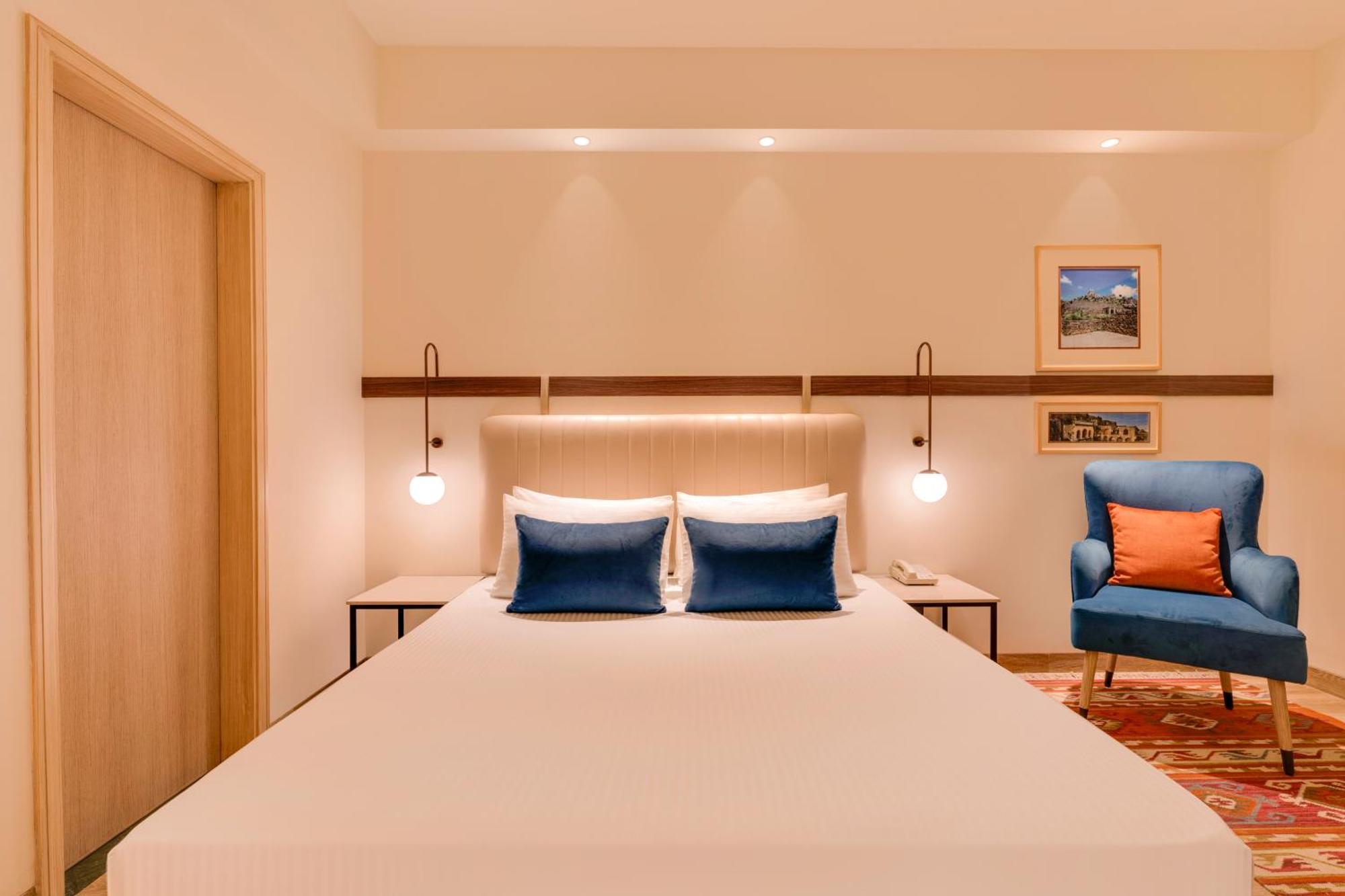 Lemon Tree Hotel, Gachibowli, Haiderabad Buitenkant foto