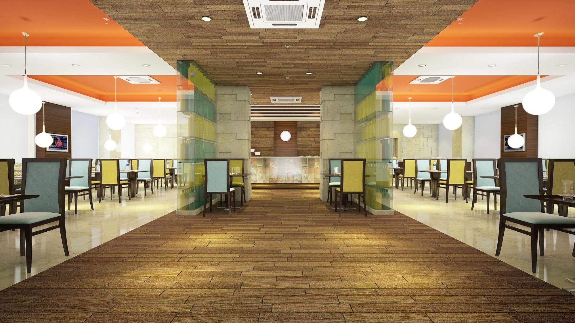 Lemon Tree Hotel, Gachibowli, Haiderabad Buitenkant foto