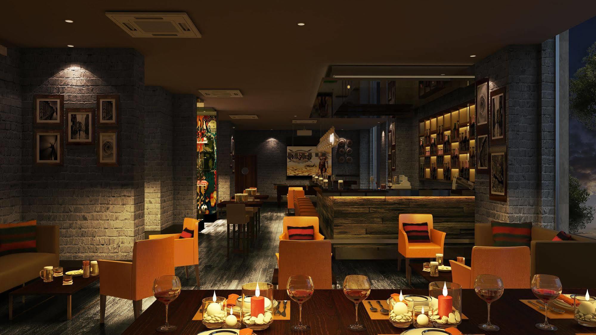 Lemon Tree Hotel, Gachibowli, Haiderabad Buitenkant foto